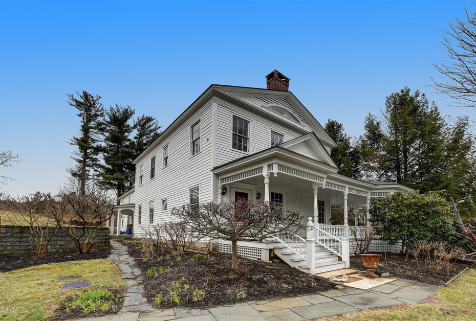 14 Sheffield Rd Photo 1