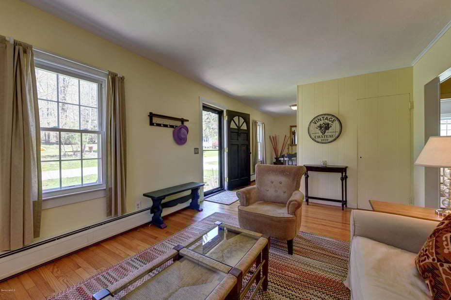 10 Pilgrim St Photo 3