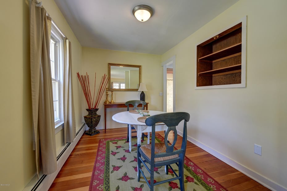 10 Pilgrim St Photo 6