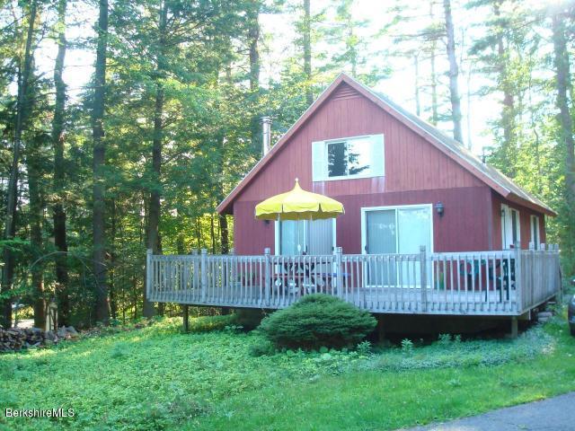 16 Pleasant Dr Photo 1