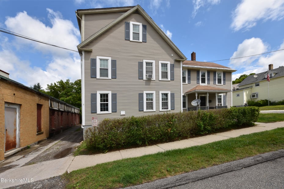 14 East Hoosac St Photo 3