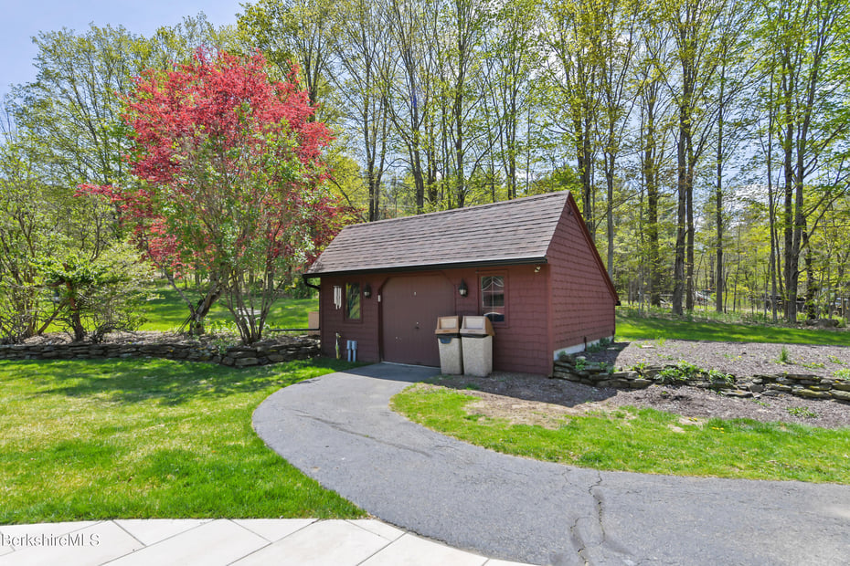 275 Dalton Division Rd Photo 49