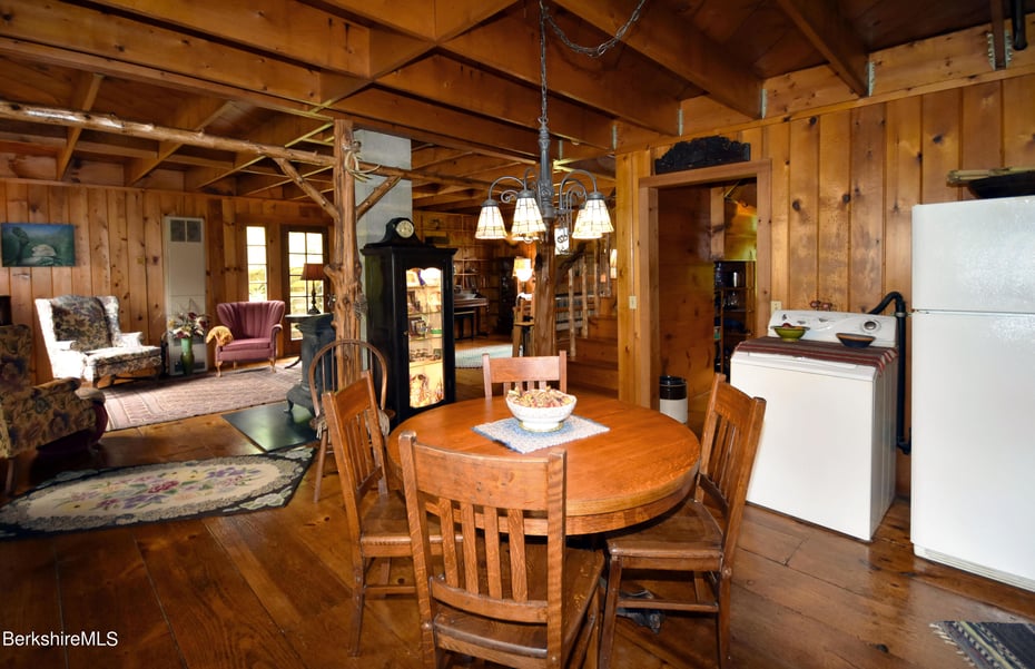 344 Worthington Rd Photo 17