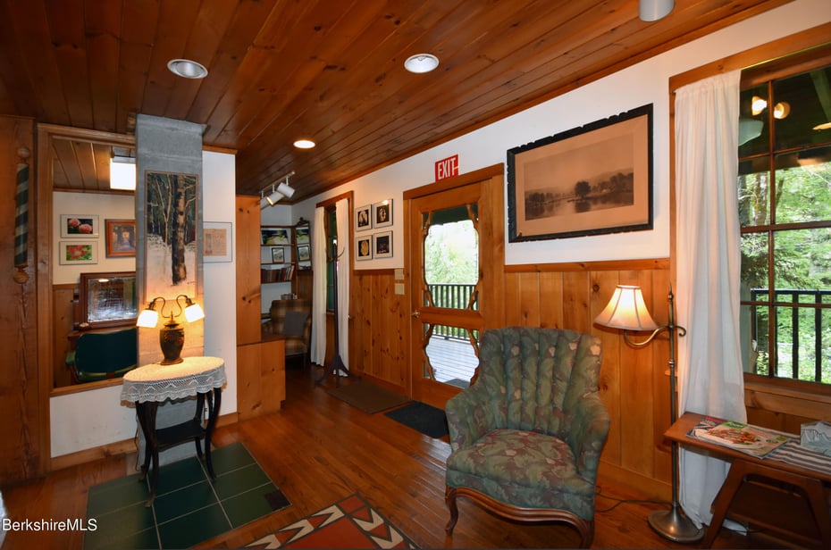 344 Worthington Rd Photo 64