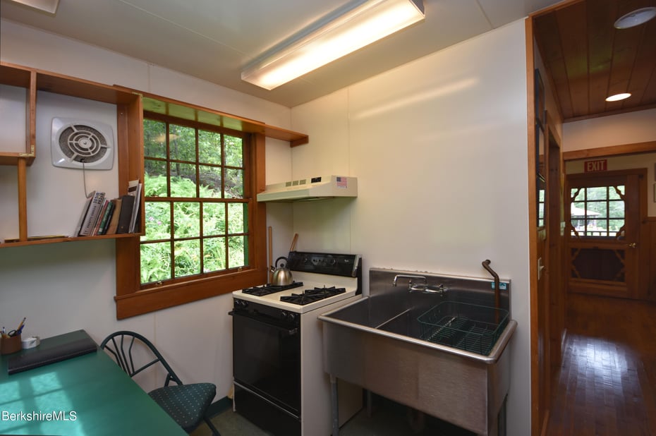 344 Worthington Rd Photo 69