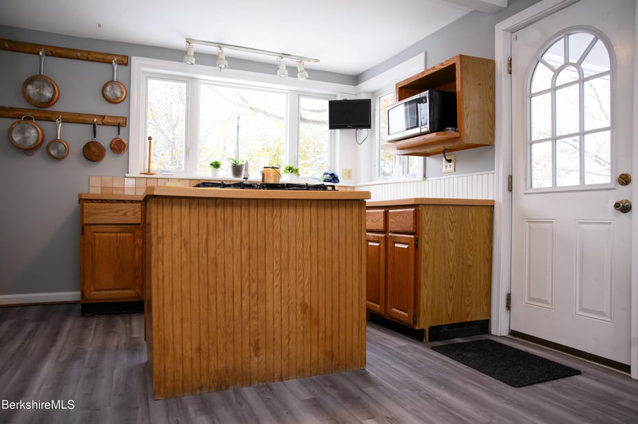 10 Catherine St Photo 5