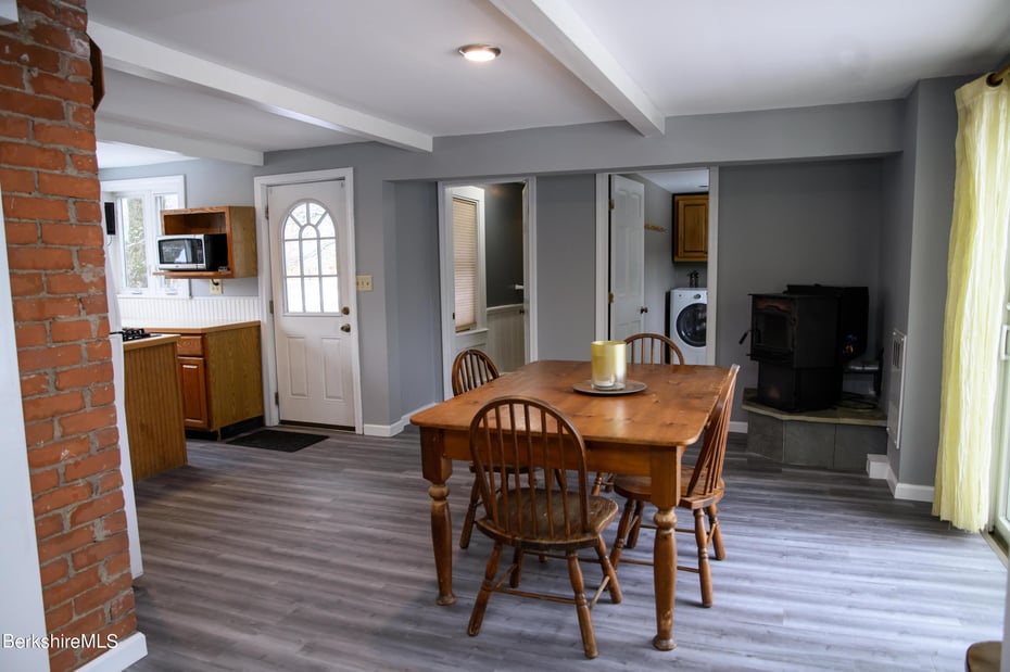 10 Catherine St Photo 12