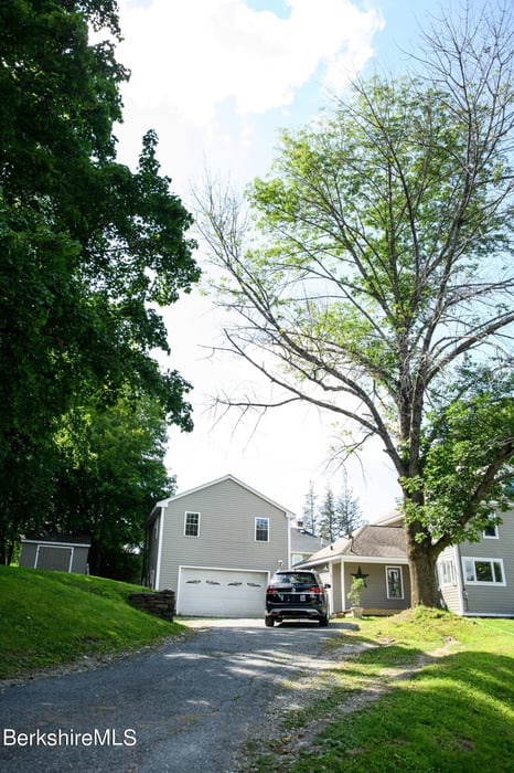 10 Catherine St Photo 22