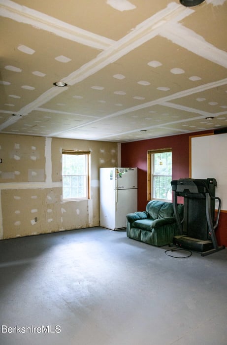 10 Catherine St Photo 43