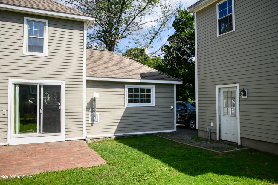 10 Catherine St Photo 60