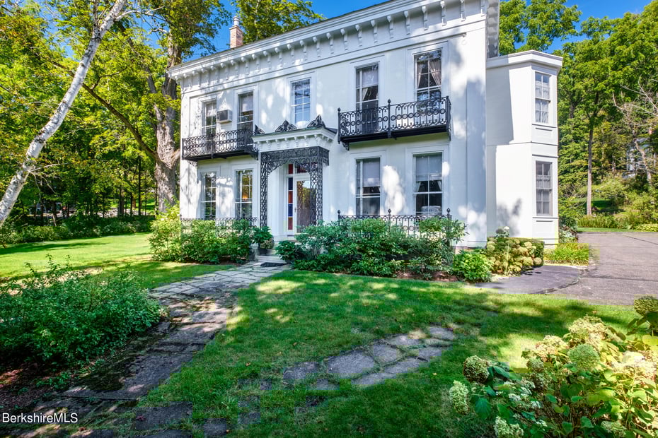 1391 Massachusetts Ave Photo 1