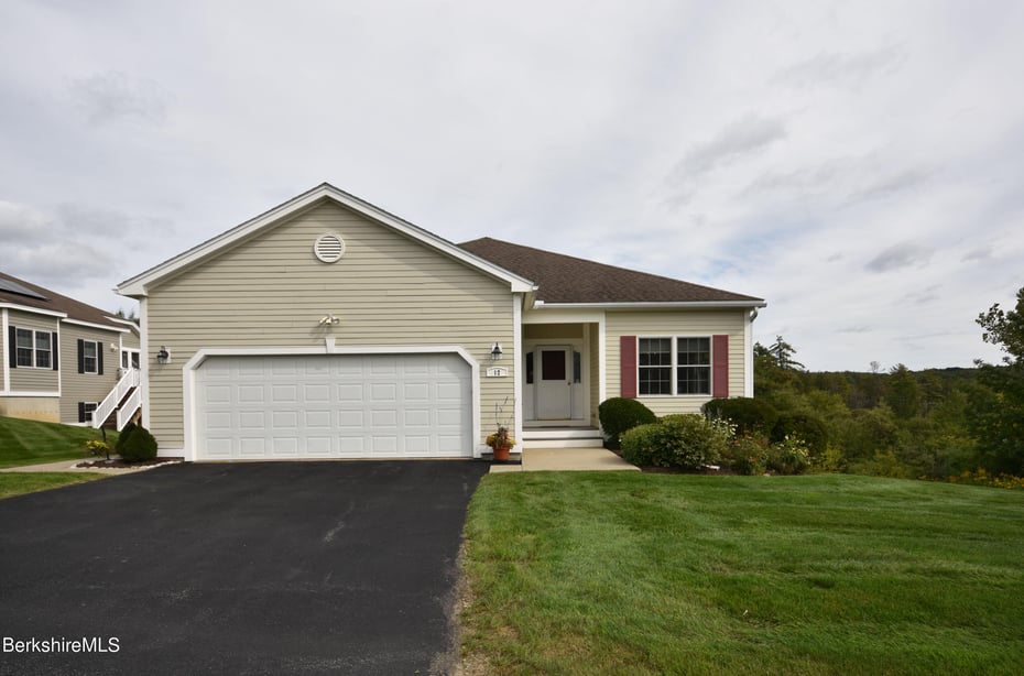 12 Cherry Hill Dr #47 Photo 1