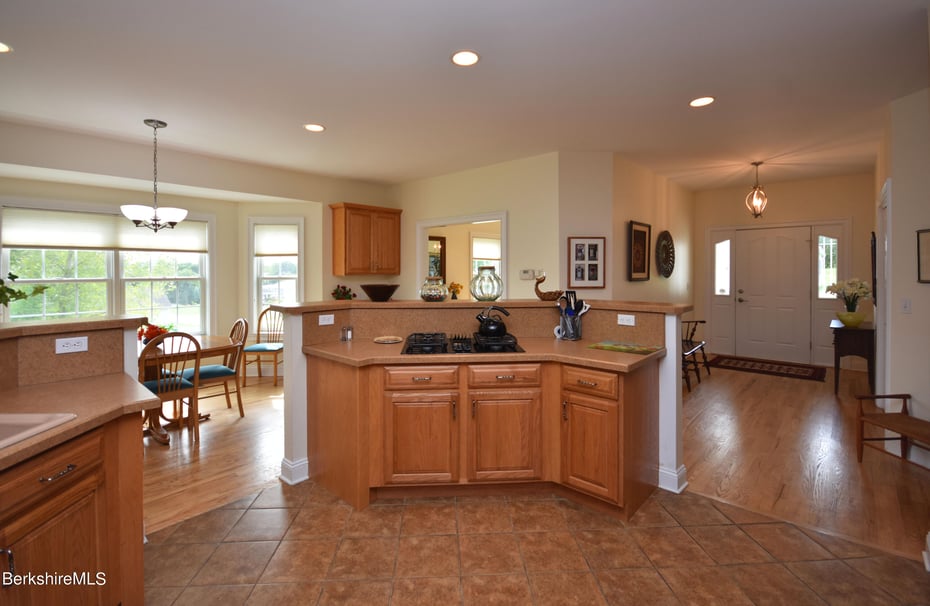 12 Cherry Hill Dr #47 Photo 8