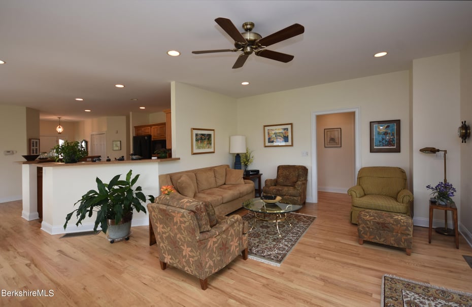 12 Cherry Hill Dr #47 Photo 13