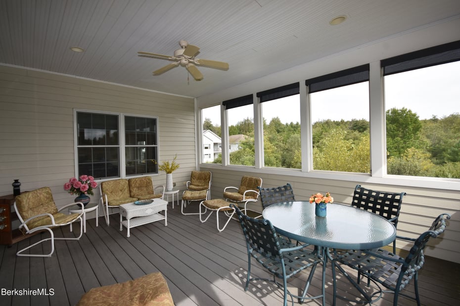 12 Cherry Hill Dr #47 Photo 17