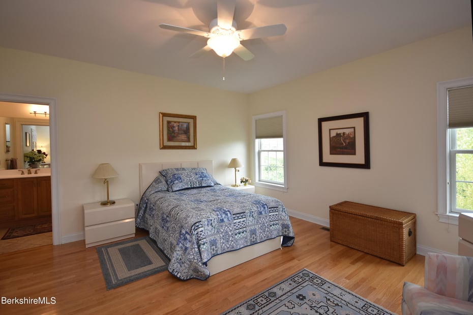 12 Cherry Hill Dr #47 Photo 24