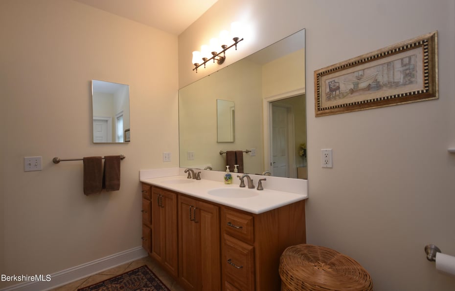 12 Cherry Hill Dr #47 Photo 27