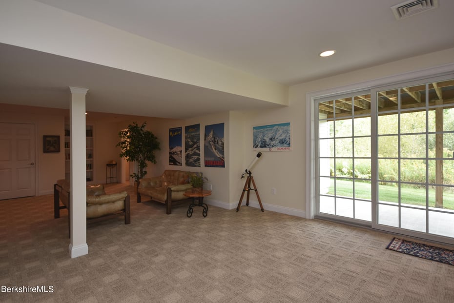 12 Cherry Hill Dr #47 Photo 42