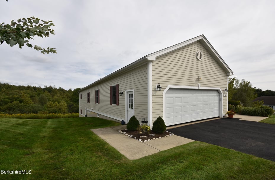12 Cherry Hill Dr #47 Photo 59