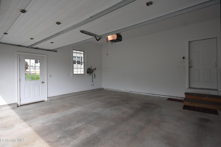12 Cherry Hill Dr #47 Photo 60