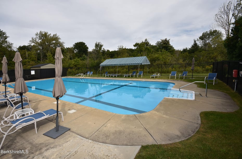12 Cherry Hill Dr #47 Photo 68