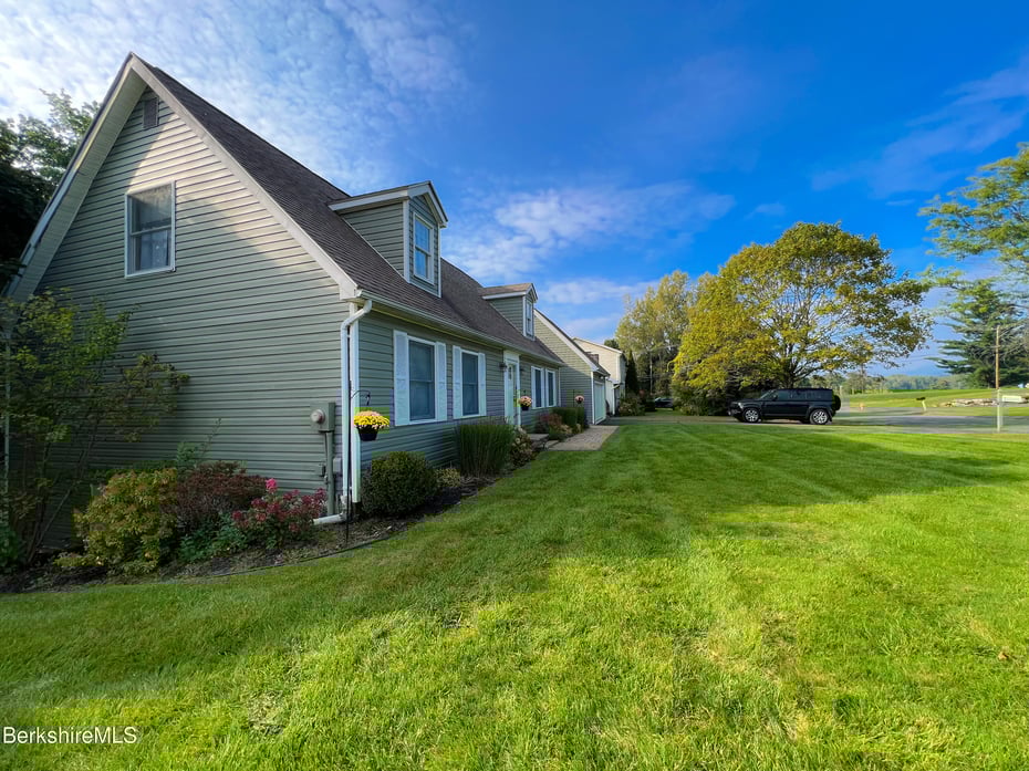4 Faucett Ln Photo 3