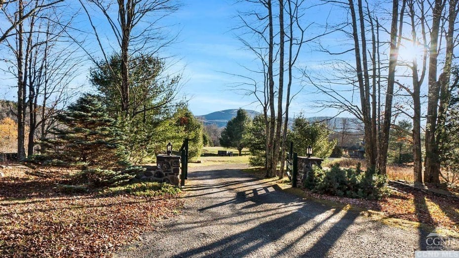 77 Beaver Hill Road Photo 40