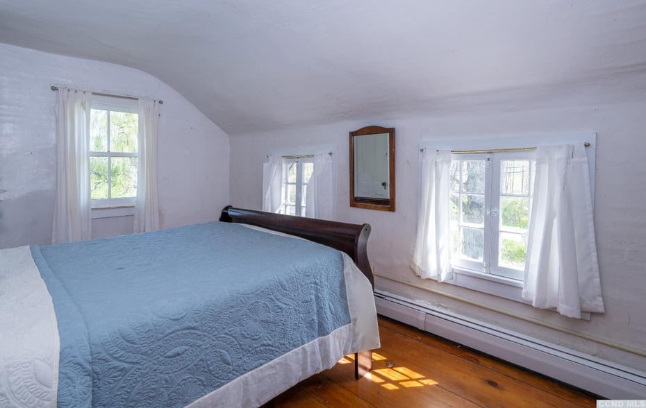 253 253 Carpenter Road Photo 16