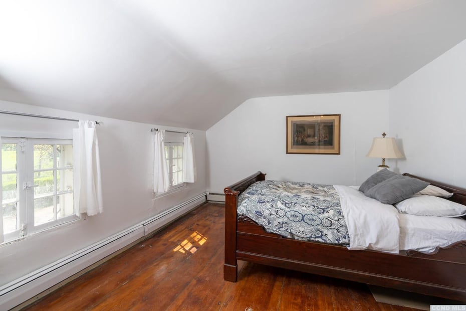 253 253 Carpenter Road Photo 17