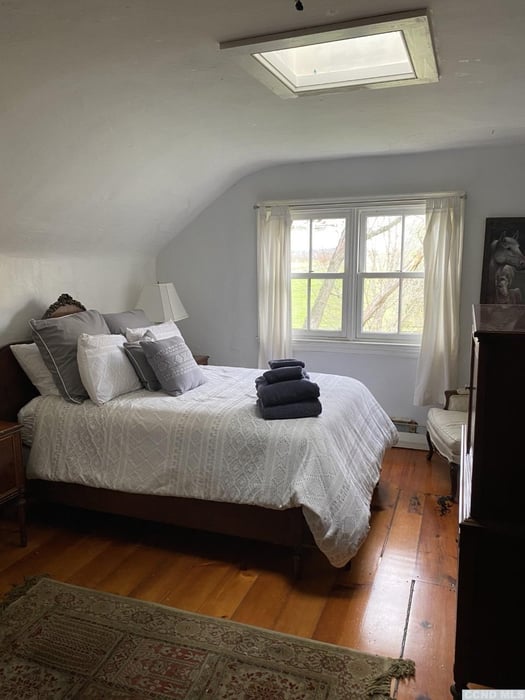 253 253 Carpenter Road Photo 18