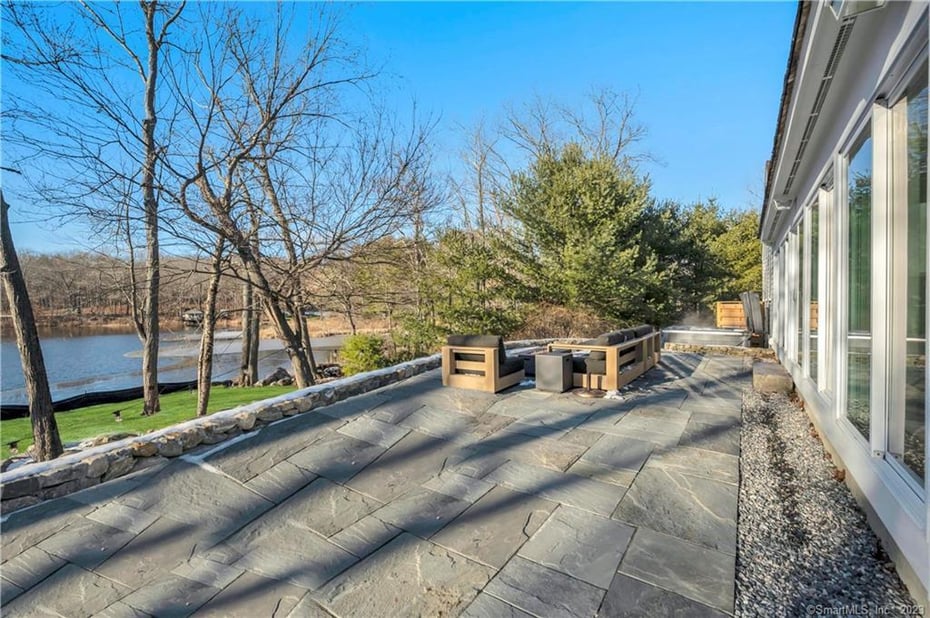 56 Mount Tom Passway Photo 35