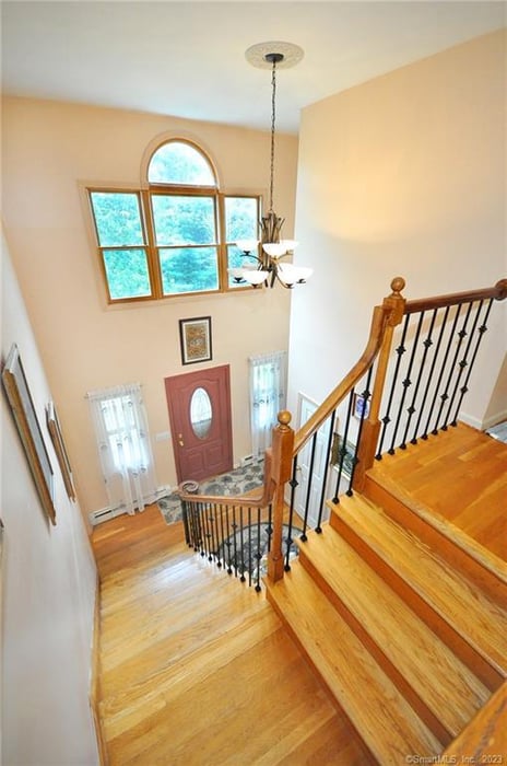 168 Watertown Road Photo 11