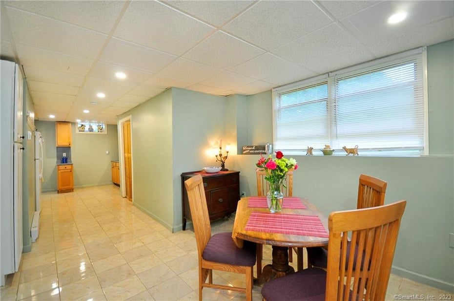 168 Watertown Road Photo 20