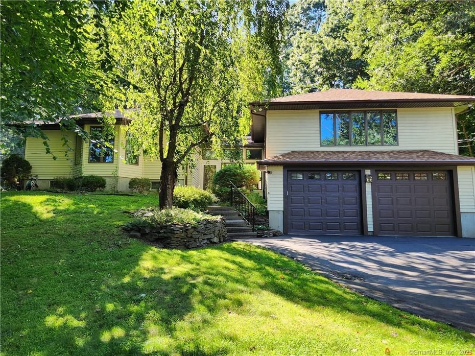 614 Douglas Drive Photo 1