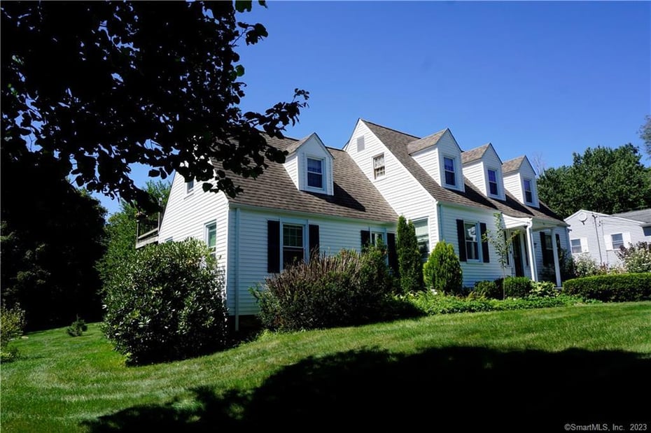 73 Wyoming Avenue Photo 6