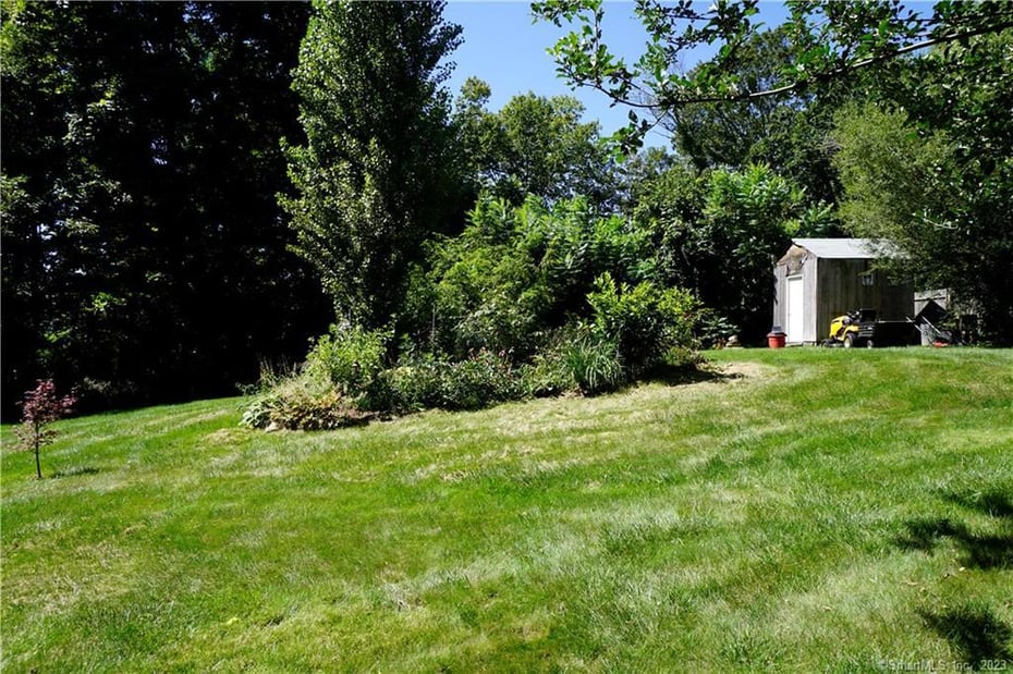 73 Wyoming Avenue Photo 10
