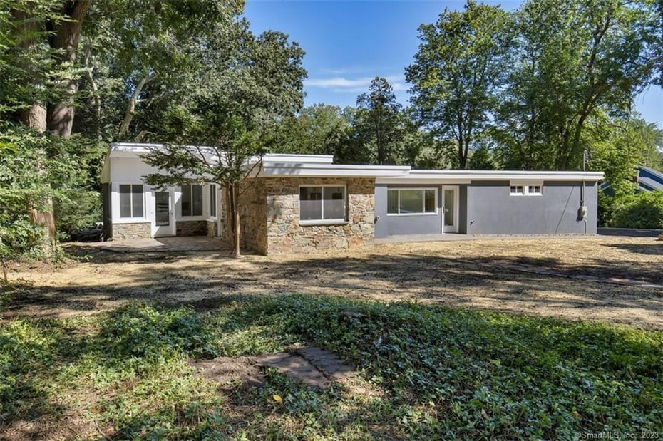 221 Wilson Road Photo 1