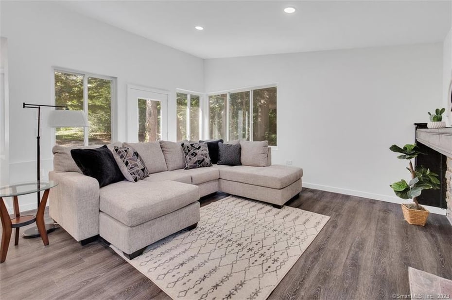 221 Wilson Road Photo 4