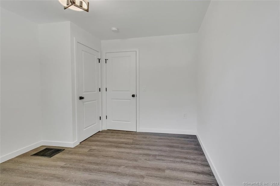 221 Wilson Road Photo 16