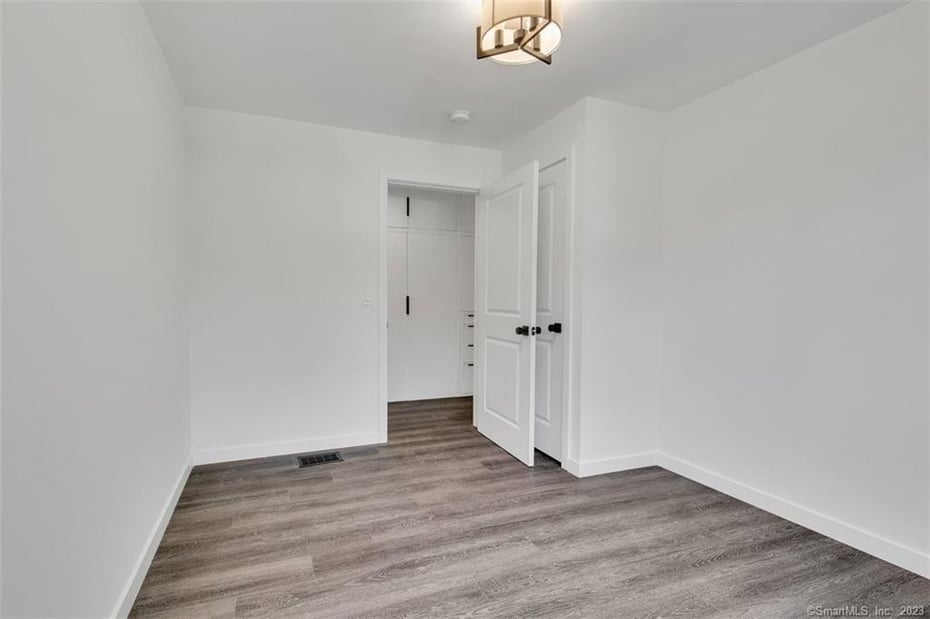 221 Wilson Road Photo 18