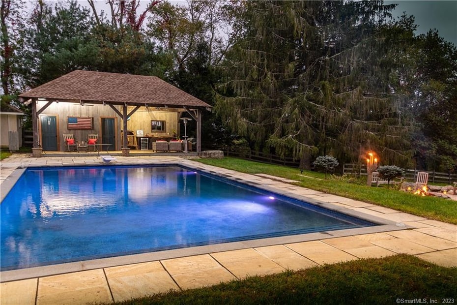 27 Trotta Lane Photo 11