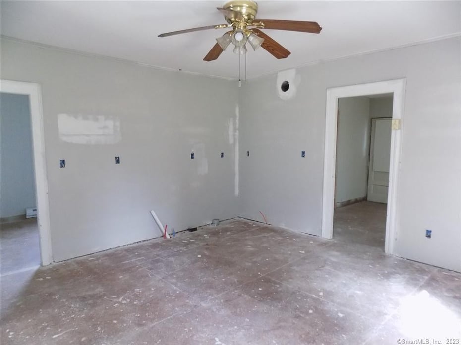 138 Lafayette Street Photo 5