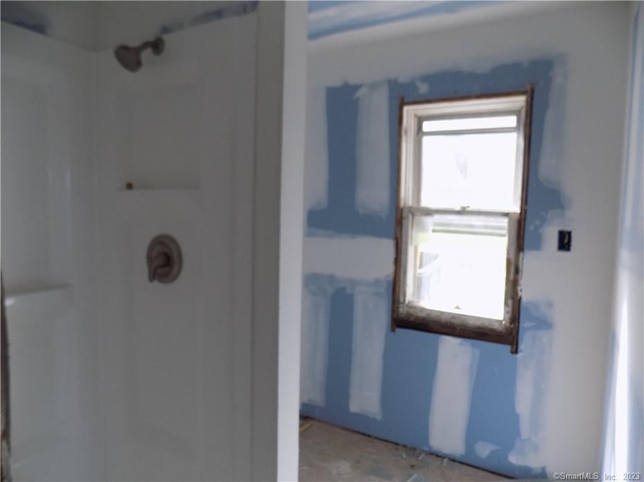 138 Lafayette Street Photo 7