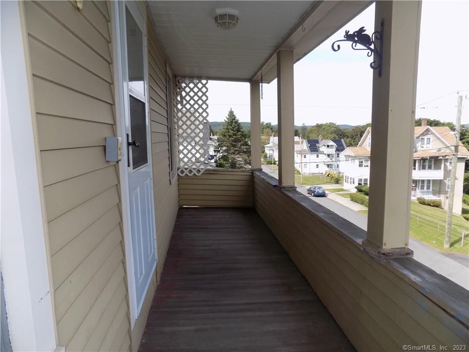 138 Lafayette Street Photo 18