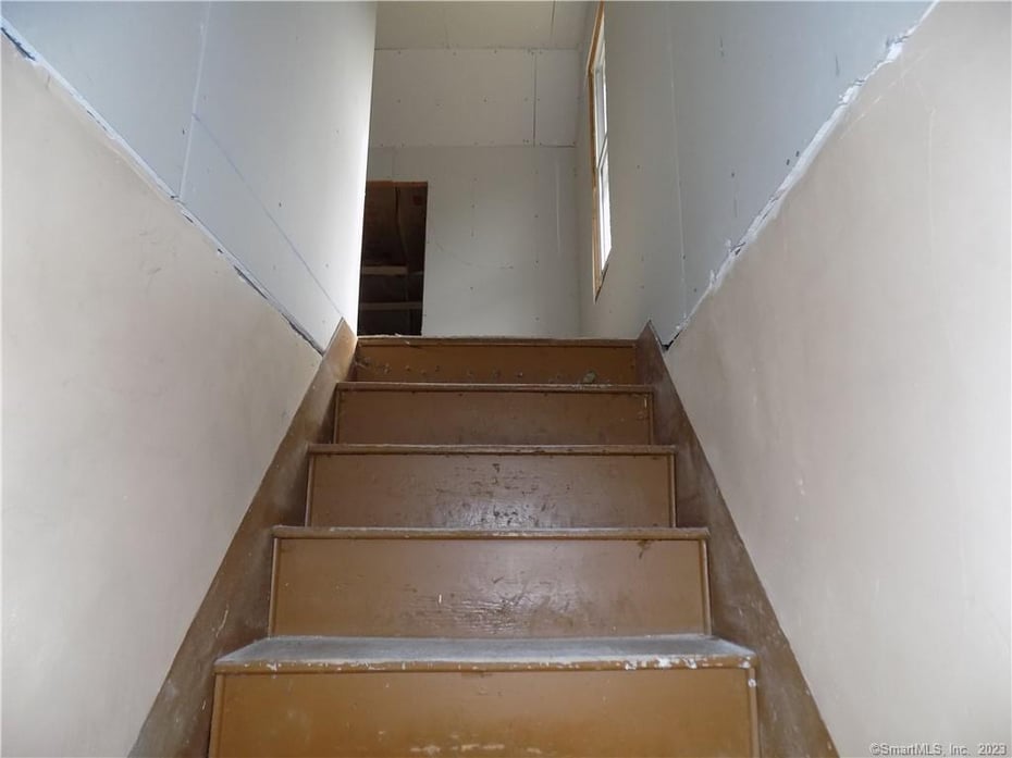 138 Lafayette Street Photo 22