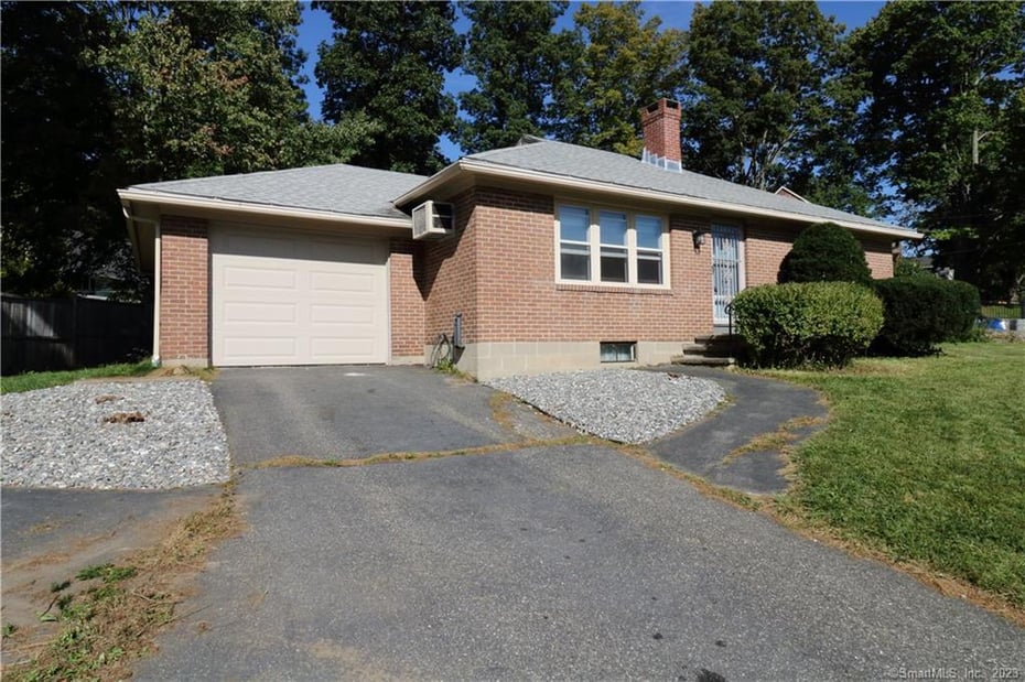 5 Ticonderoga Drive Photo 2