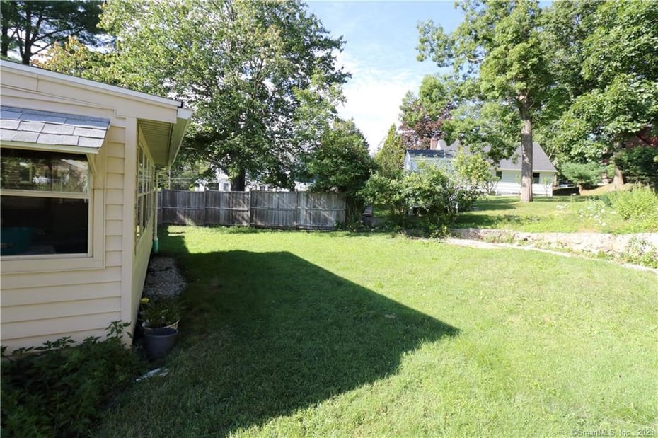 5 Ticonderoga Drive Photo 29