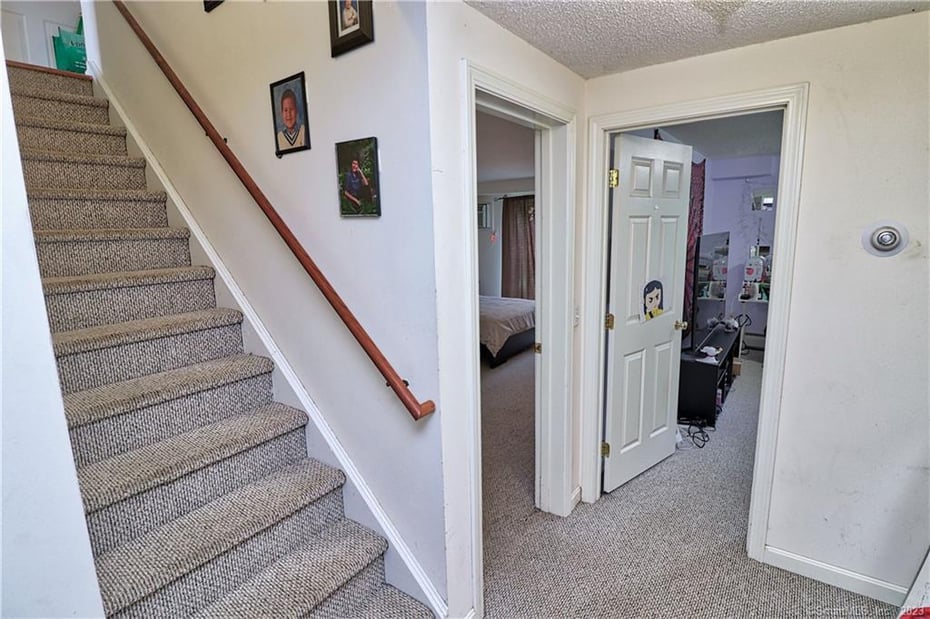 66 Stonehouse Way Photo 21