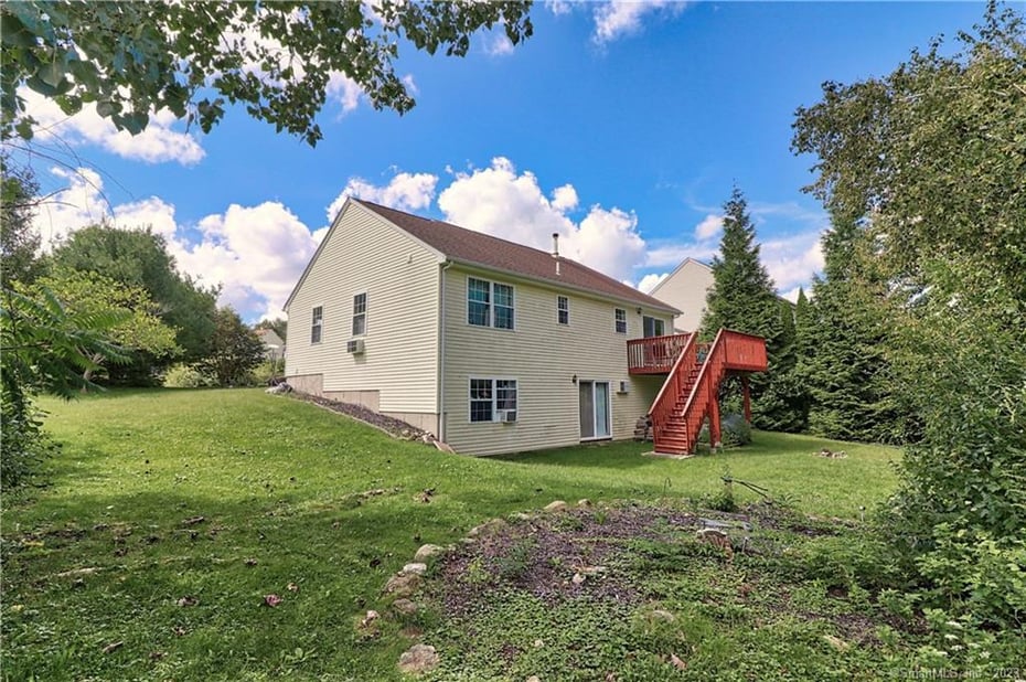 66 Stonehouse Way Photo 31