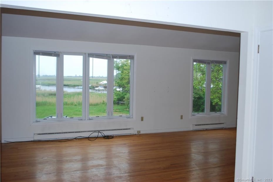 168 West Main Street Photo 4